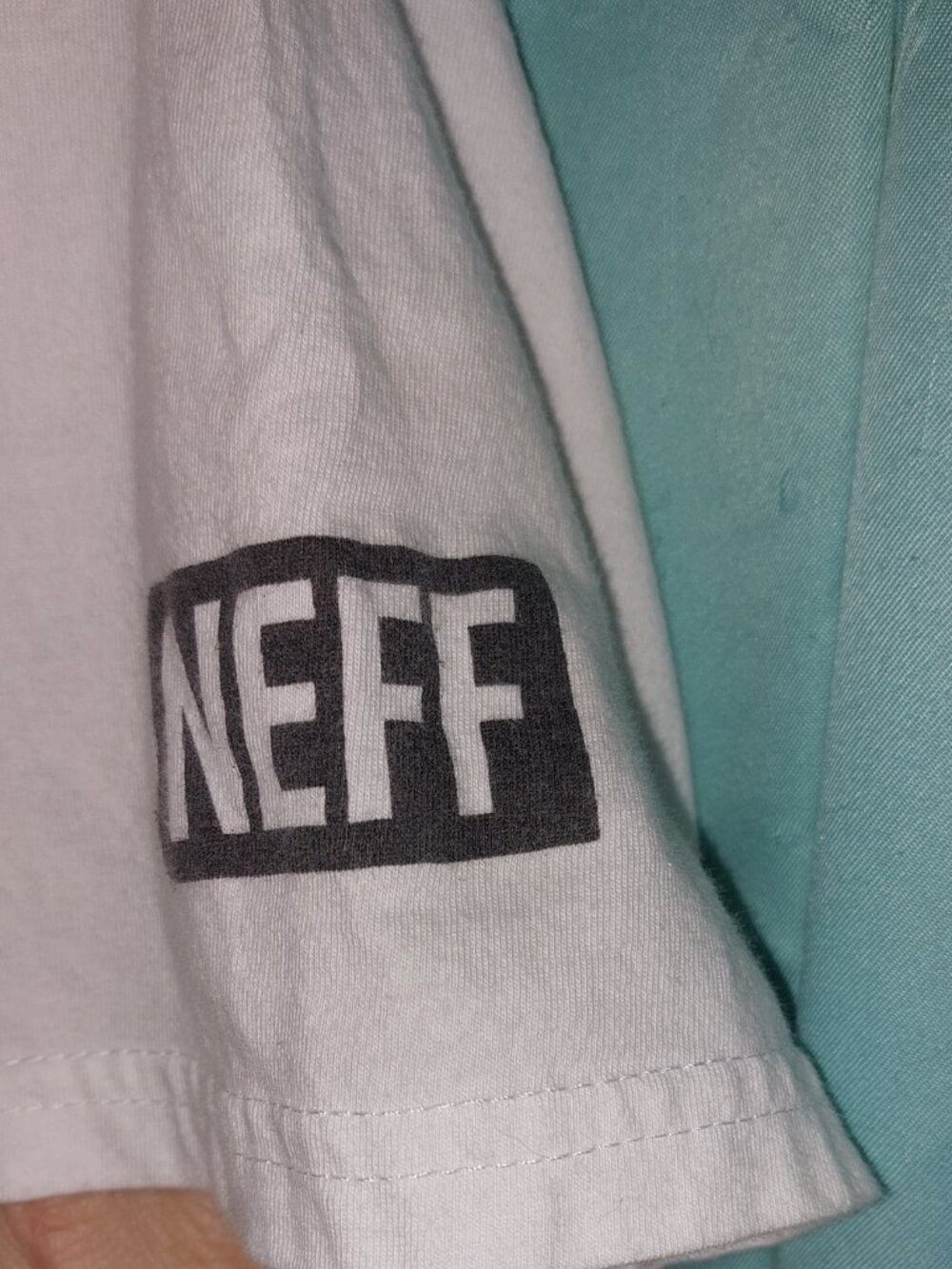 NEFF x Disney Rose Wrap Mickey Mouse Graphic Tee Kids XL/ Women's Small - Picture 7 of 10